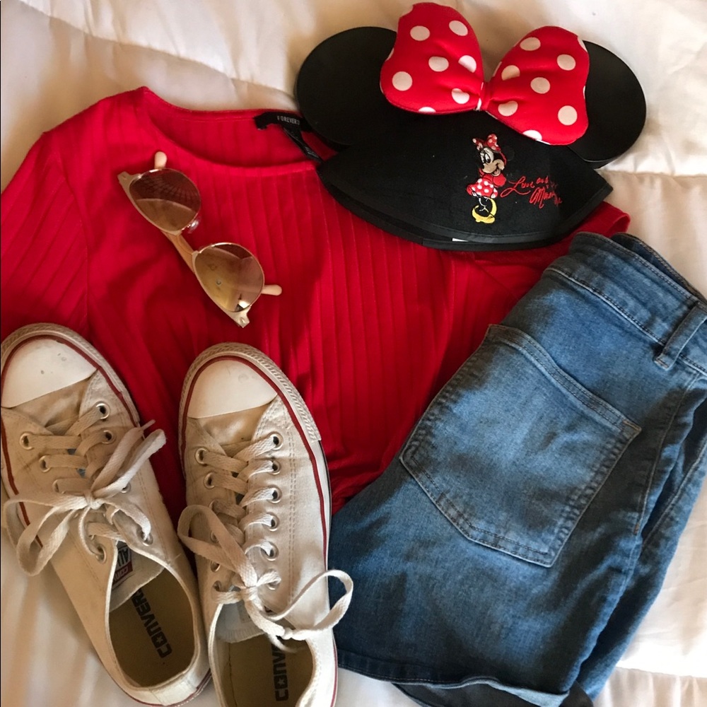 Red cropped tie front shirt